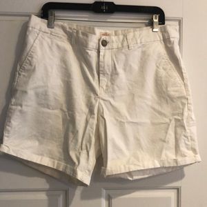 GAP shorts